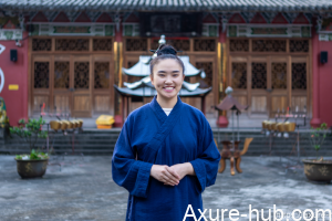 《大龄产品经理转行当道士?聊聊她的故事》